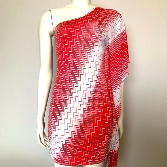 URBAN BEHAVIOUR size small beautiful one shoulder dress.Adjustable length - Picture 7 of 8